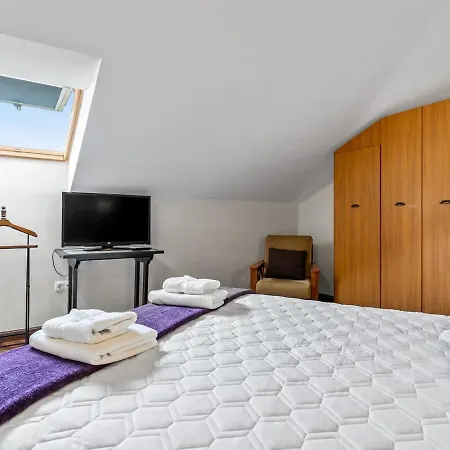 Turisticos As Cetareas Appartement Rinlo